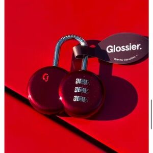 Glossier cherry Lock / keychain